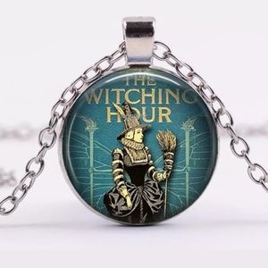 Tourguise The Witching Hour Glass & Silver Neclace